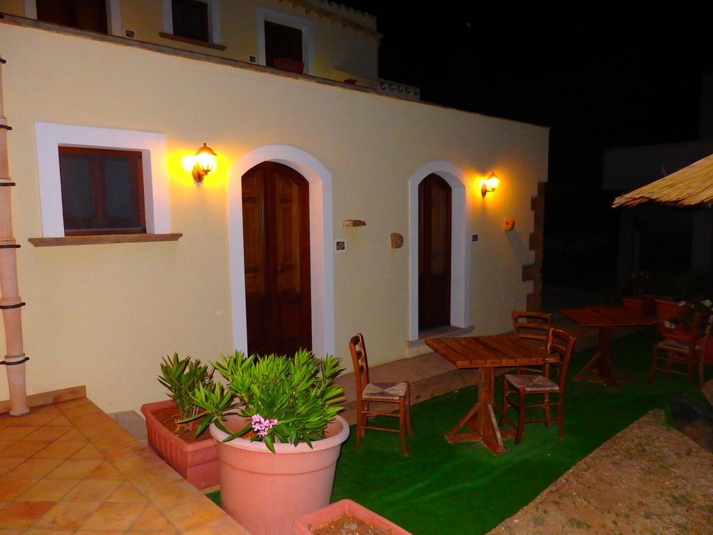 Baglio Cofano Rooms & Relax Custonaci Exterior photo